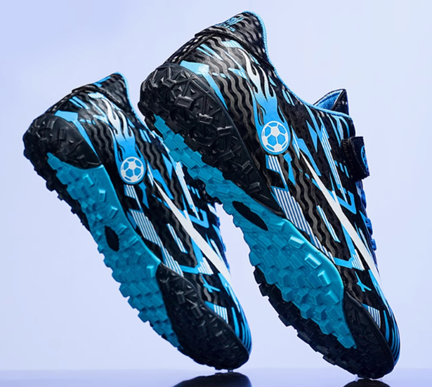 FOOTBALL SHOES VIATU VYA MPIRA