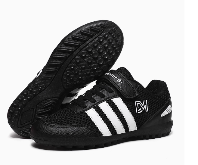 FOOTBALL SHOES VIATU VYA MPIRA