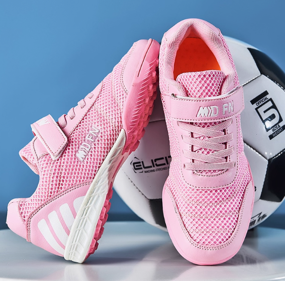 FOOTBALL SHOES VIATU VYA MPIRA